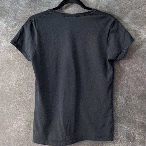 Graphic T-Shirt - Picture 3 of 8